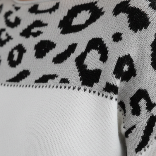 Zoë - Elegante en Comfortable Trui met Luipaardmotief