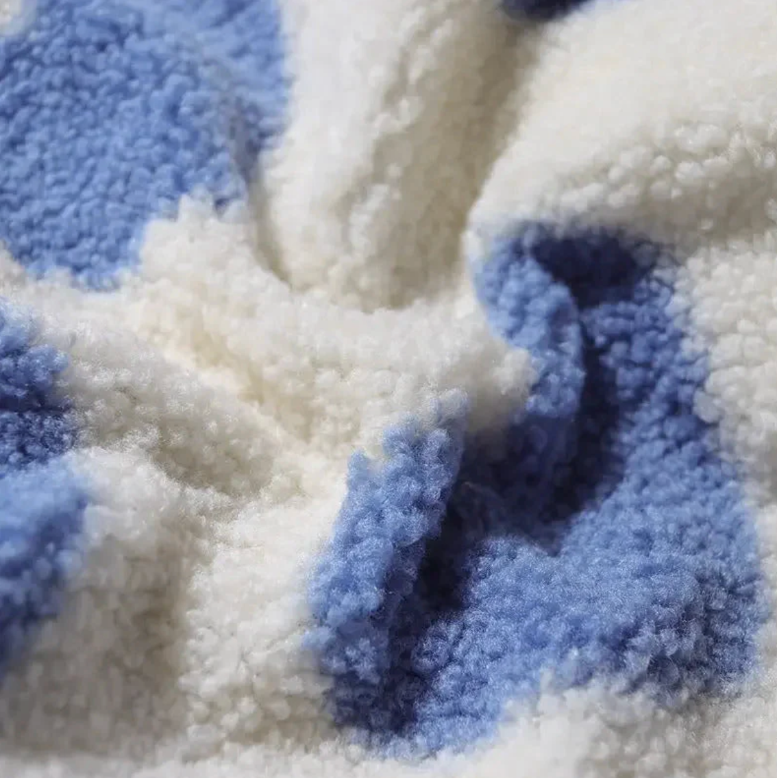 Liva – Zachte Omkeerbare Teddy Jas met Hartjes (2-in-1 Look)