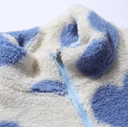 Liva – Zachte Omkeerbare Teddy Jas met Hartjes (2-in-1 Look)